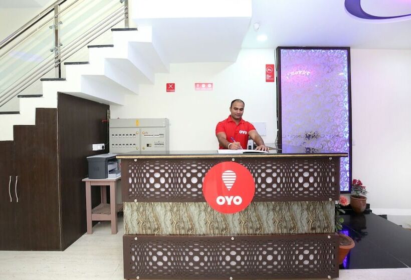 Fotos del hotel Capital O 322  Royal:  10