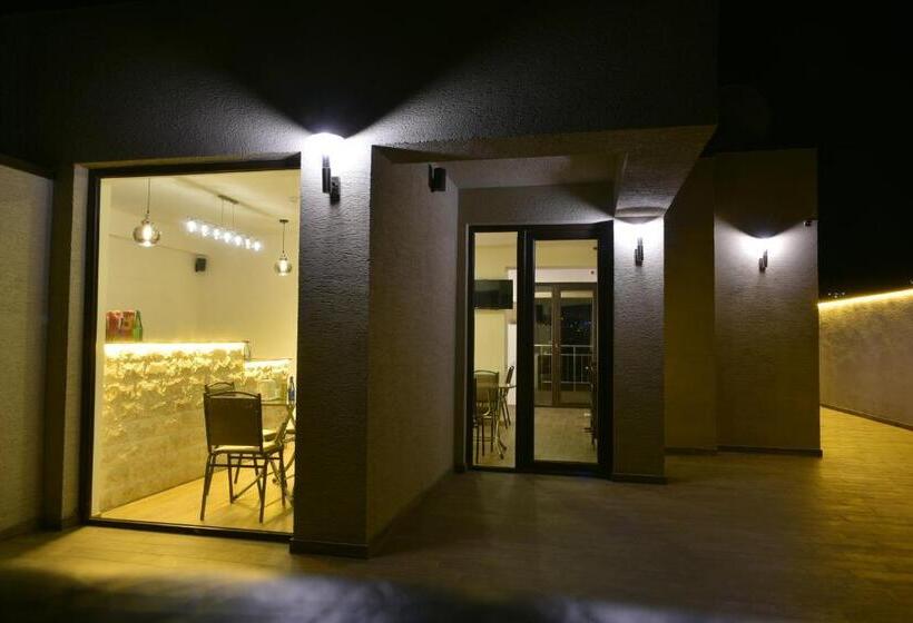 Fotos del hotel King Tom:  19