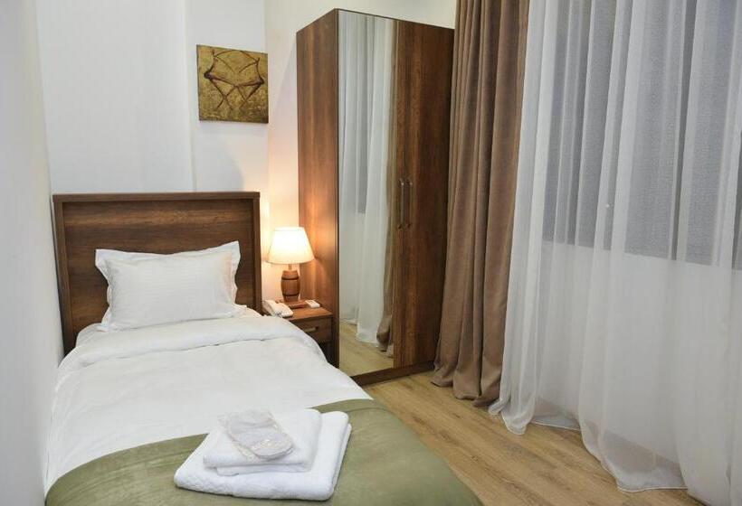 Fotos del hotel King Tom:  22