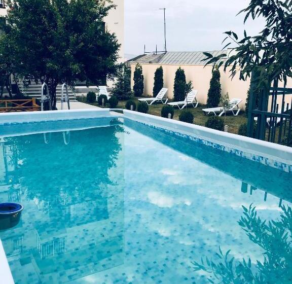 Fotos del hotel King Tom:  3