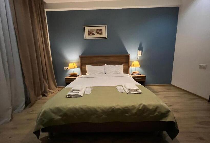 Fotos del hotel King Tom:  12