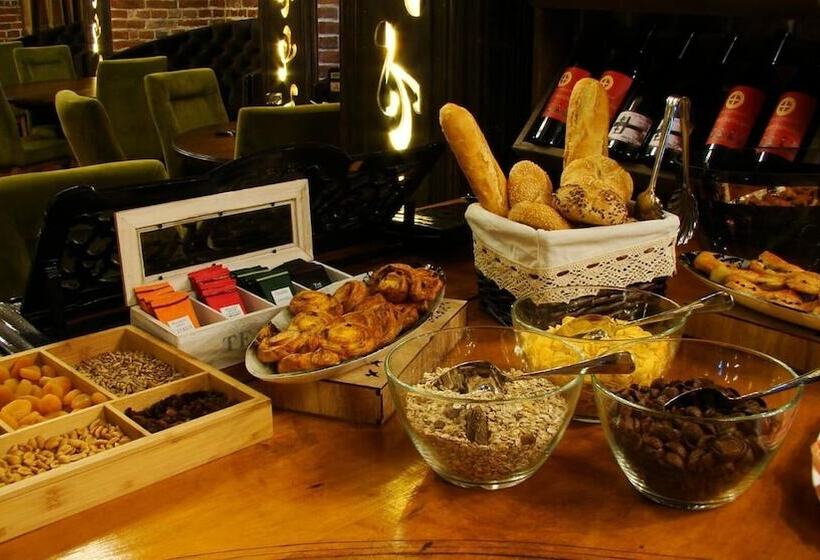 Fotos del hotel 5 Continents:  15