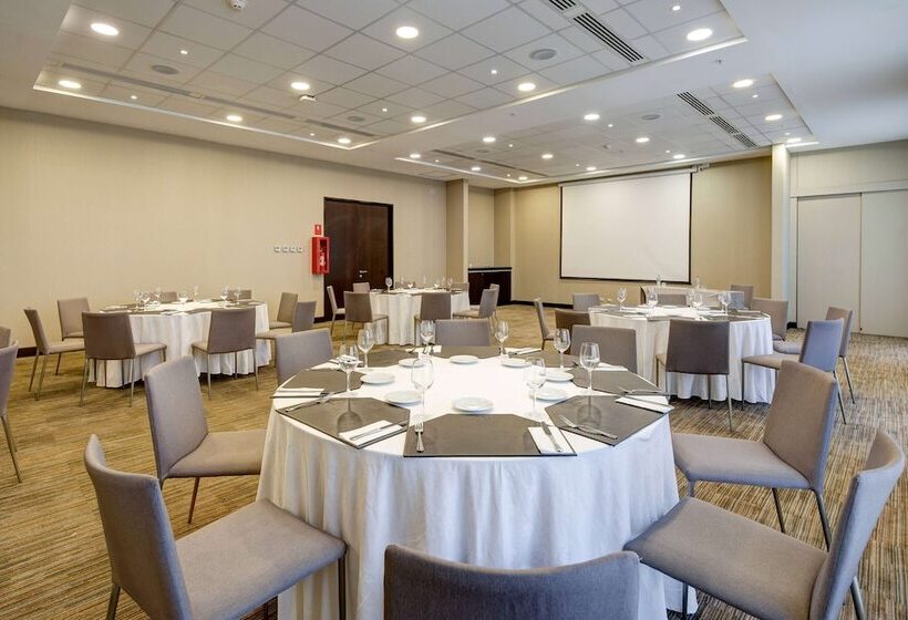 Fotos del hotel La Quinta By Wyndham Santiago Aeropuerto:  21