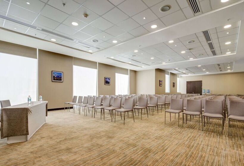 Fotos del hotel La Quinta By Wyndham Santiago Aeropuerto:  10