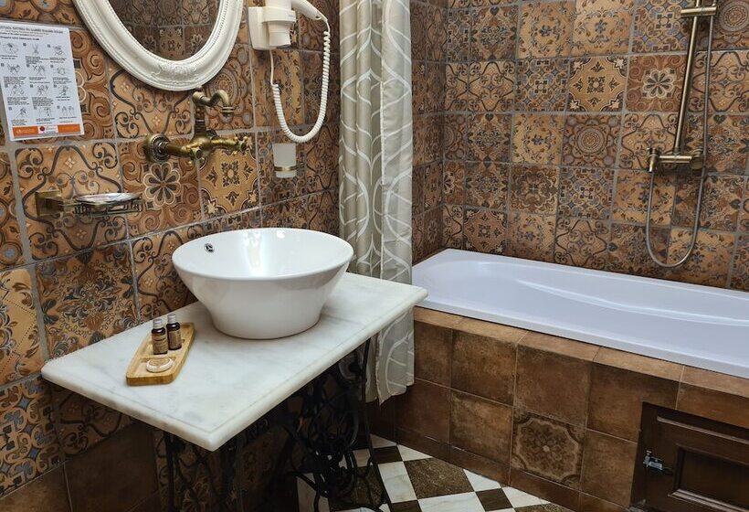 Fotos del hotel Piano Borracho Boutique  Old Tbilisi:  24