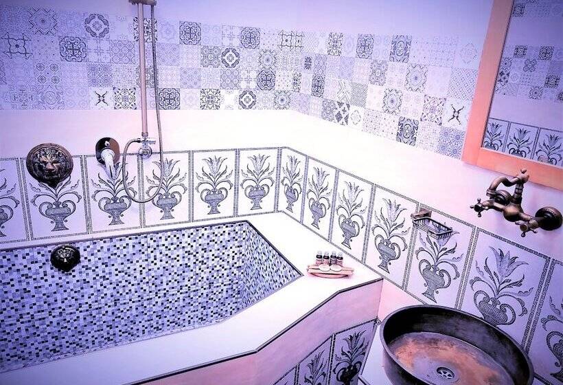 Fotos del hotel Piano Borracho Boutique  Old Tbilisi:  2