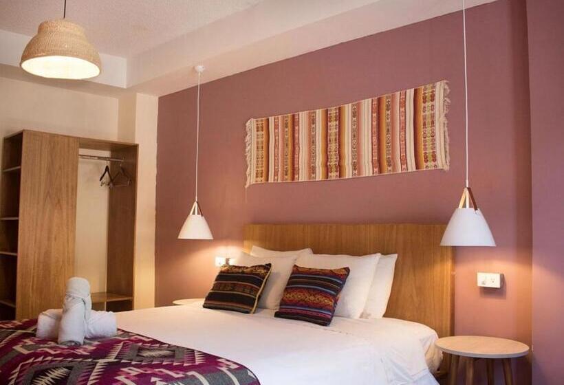 Fotos del hotel Selina Baños:  19