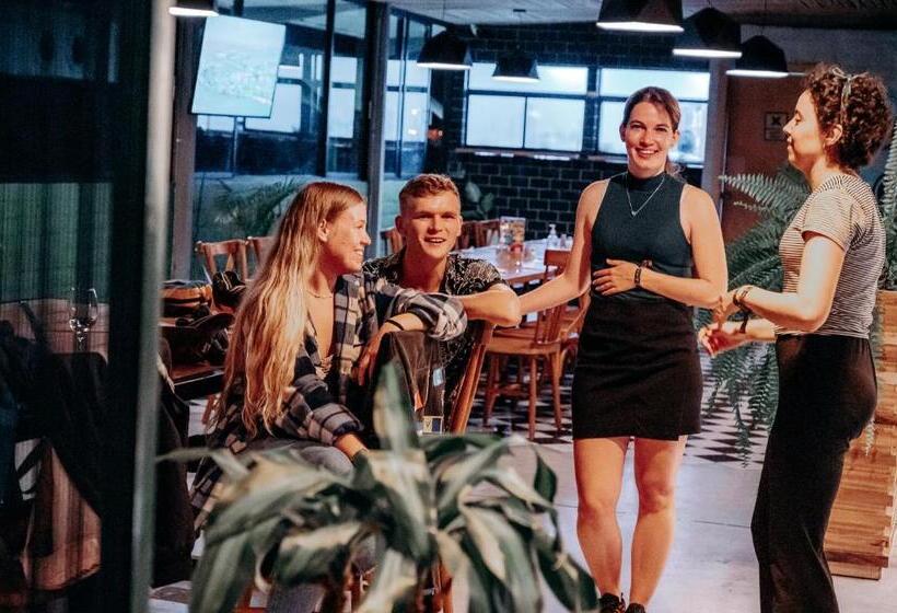 Fotos del hotel Selina Baños:  14