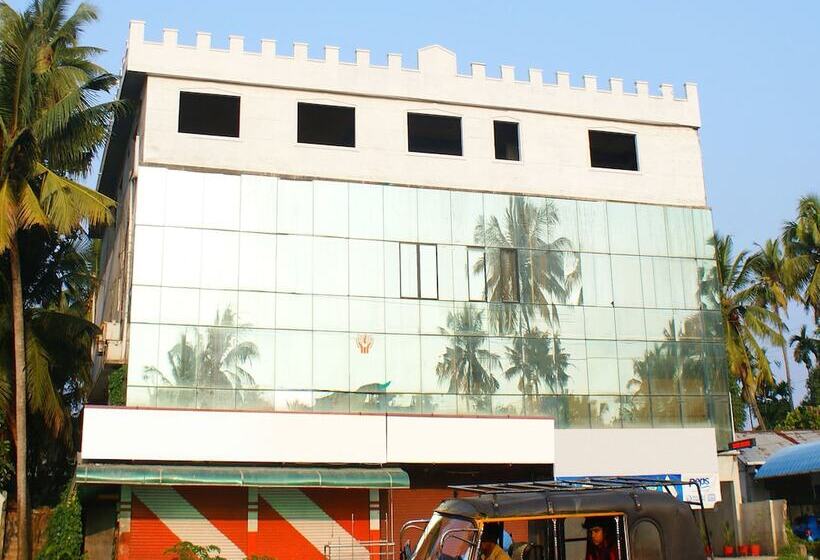 Fotos del hotel Oyo 9902 Nedumparambil Residency:  5