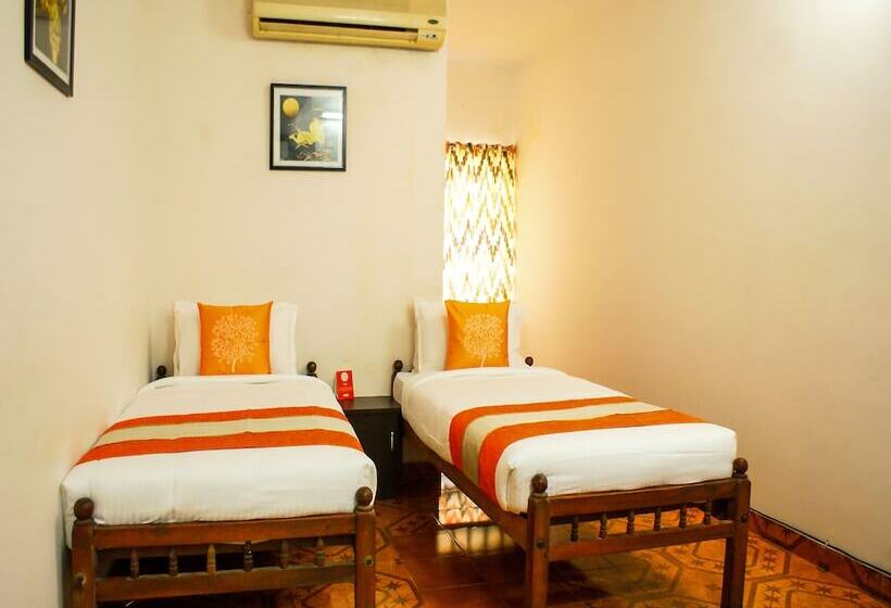 Fotos del hotel Oyo 9902 Nedumparambil Residency:  10