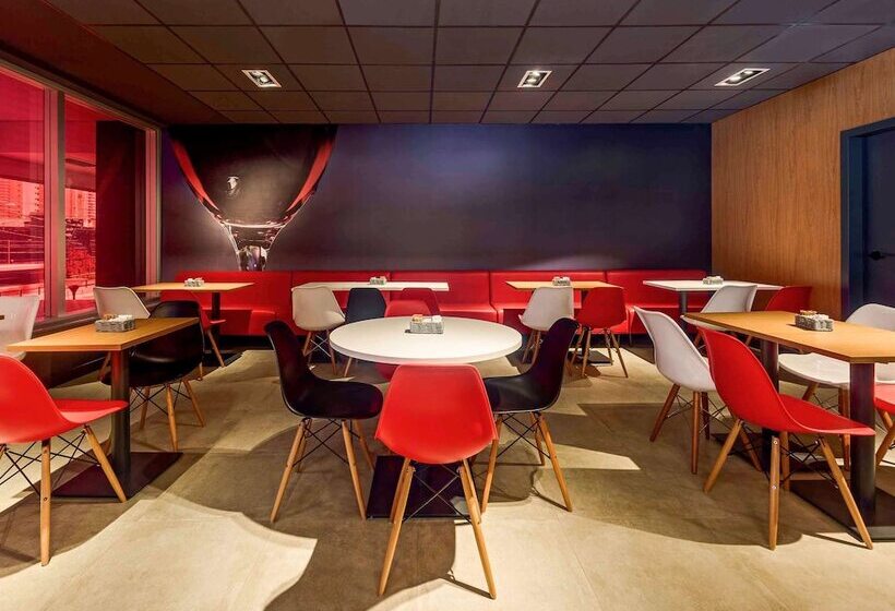 Fotos del hotel Ibis Sao Paulo Ibirapuera:  6