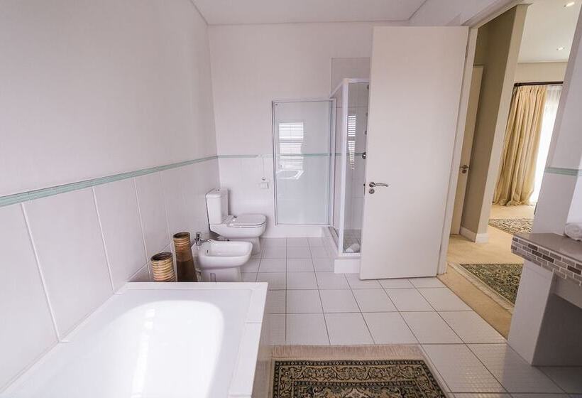 Fotos del hotel Atlantic Waves Guest House:  21