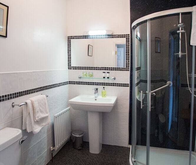 Fotos del hotel Sharamore House:  4