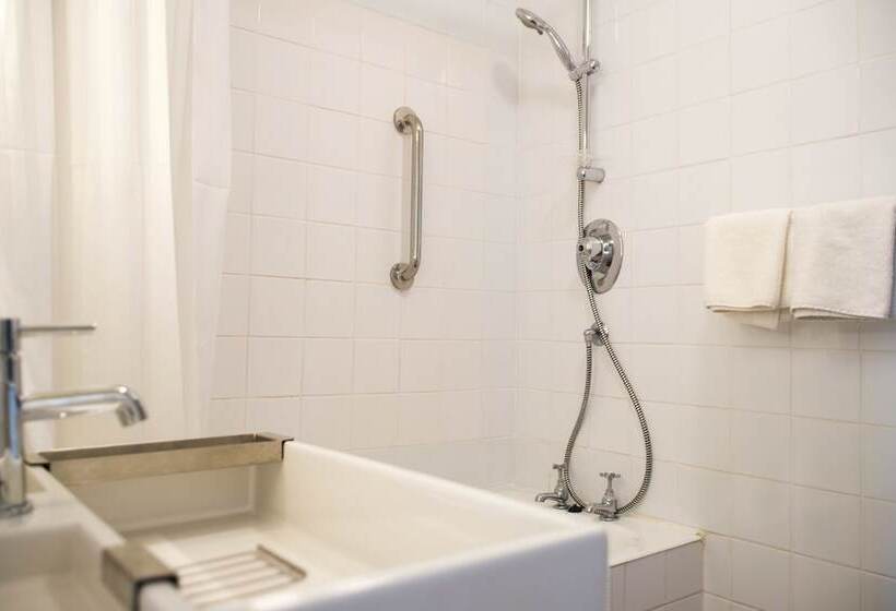 Fotos del hotel Sharamore House:  9