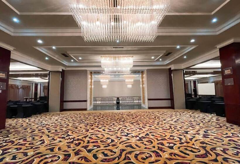 Fotos del hotel The Grantage  & Sky Lounge:  8