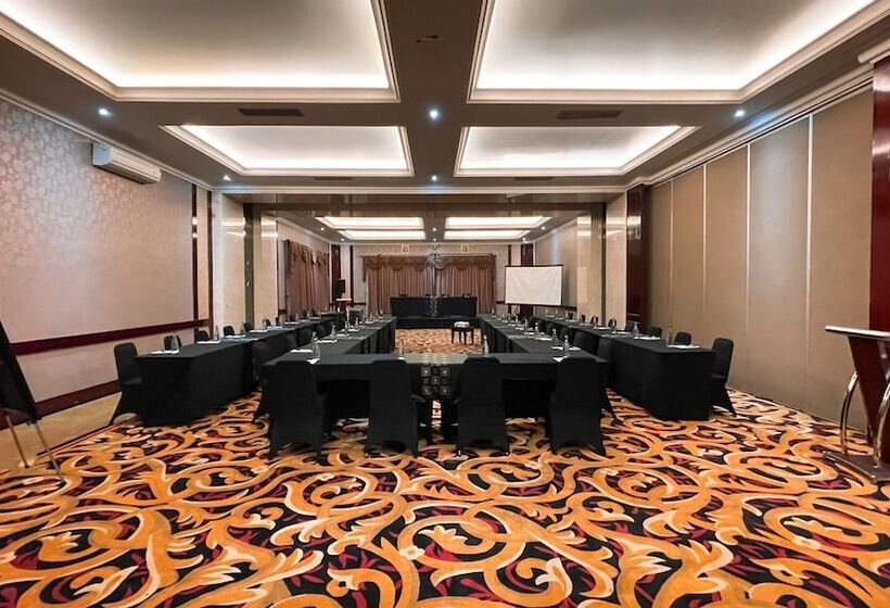 Fotos del hotel The Grantage  & Sky Lounge:  4