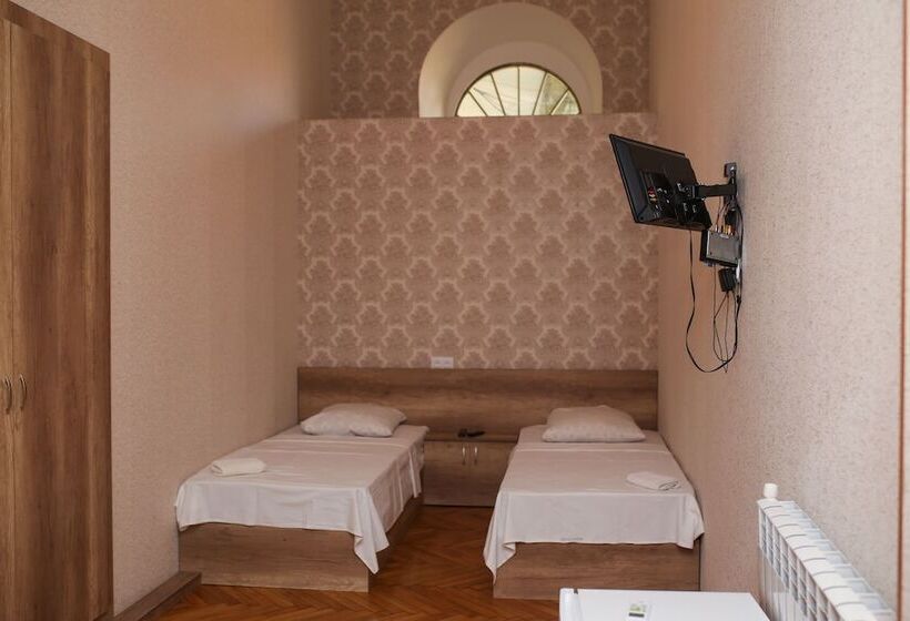 Fotos del hotel New Palace:  9