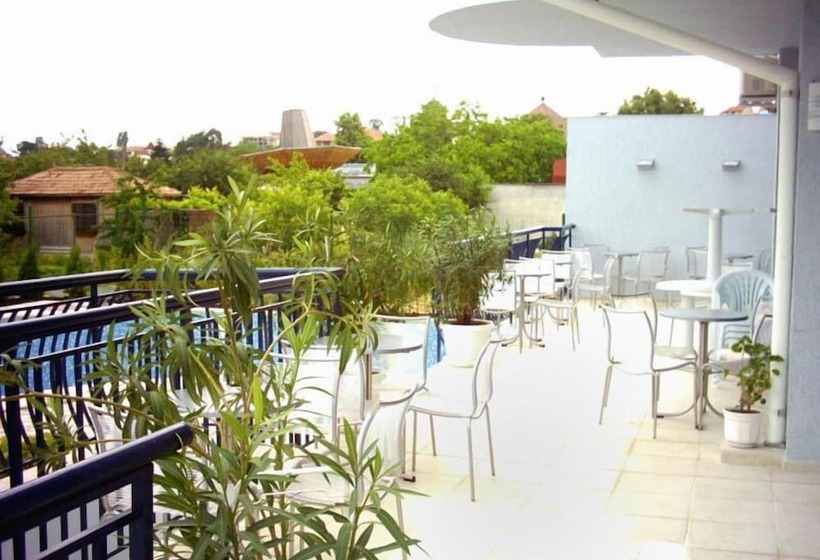 Fotos del hotel Yo:  8