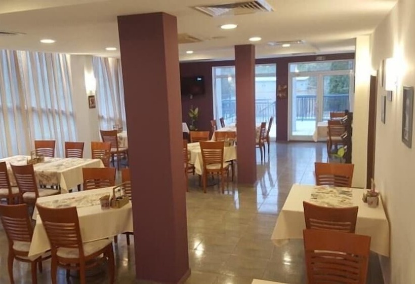 Fotos del hotel Yo:  15