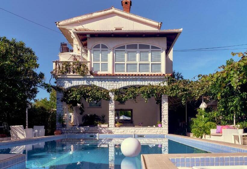 Fotos del hotel Art Villa Ines:  11