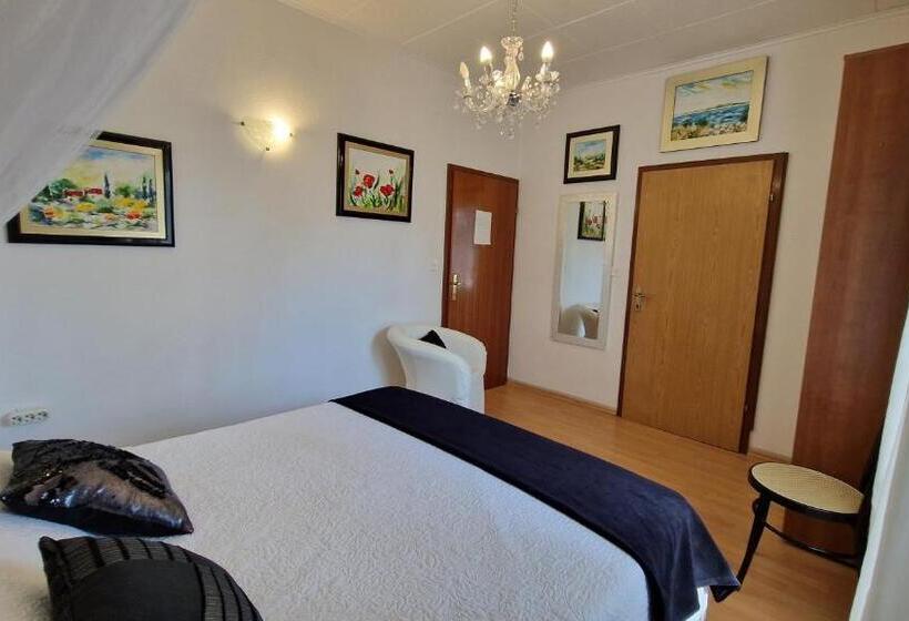 Fotos del hotel Art Villa Ines:  23