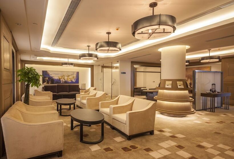 Fotos del hotel Wuhan Liantou Penisula Hotel & Resort:  3