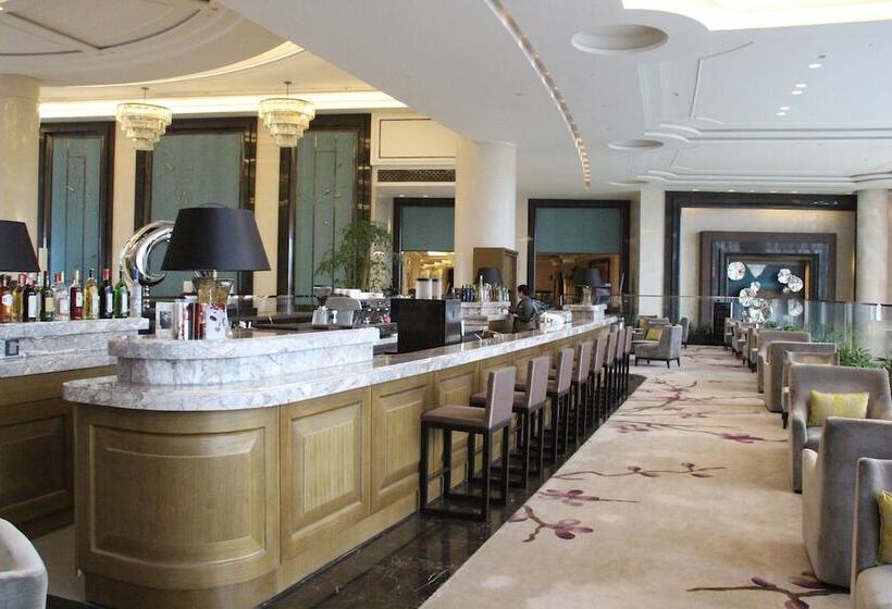 Fotos del hotel Wuhan Liantou Penisula Hotel & Resort:  18