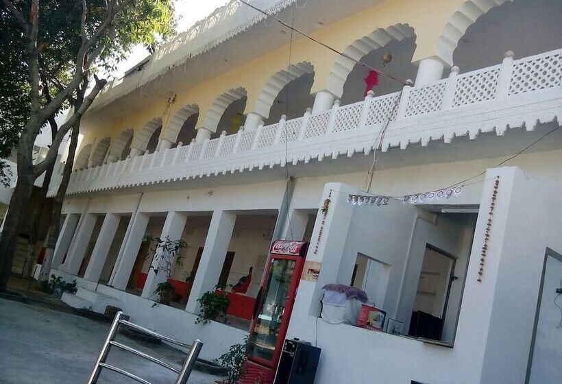 Fotos del hotel Backpacker Panda  Chand Palace:  2