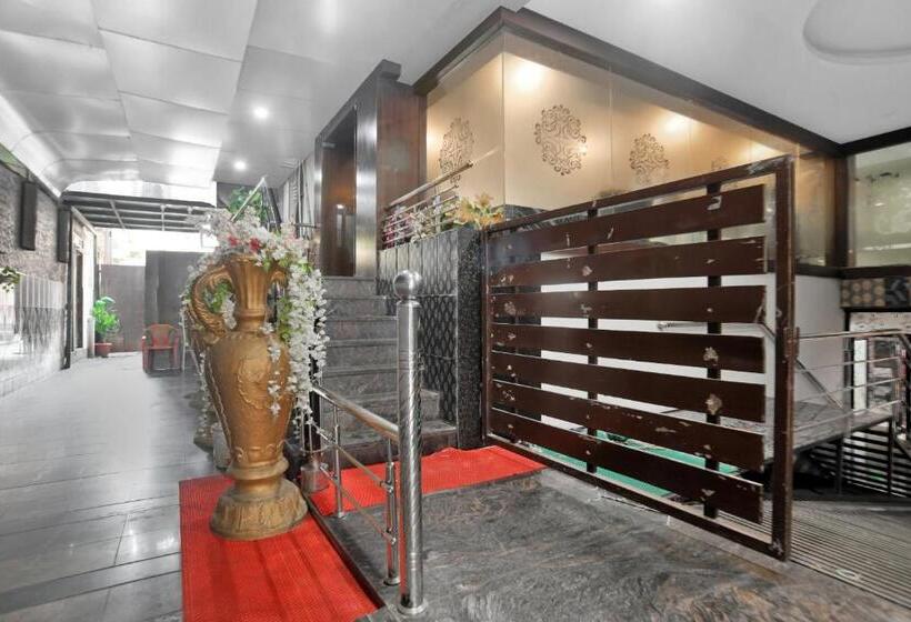 Fotos del hotel Divya Palace:  4