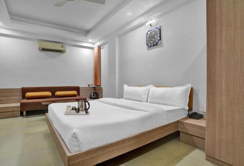 Fotos del hotel Divya Palace:  13