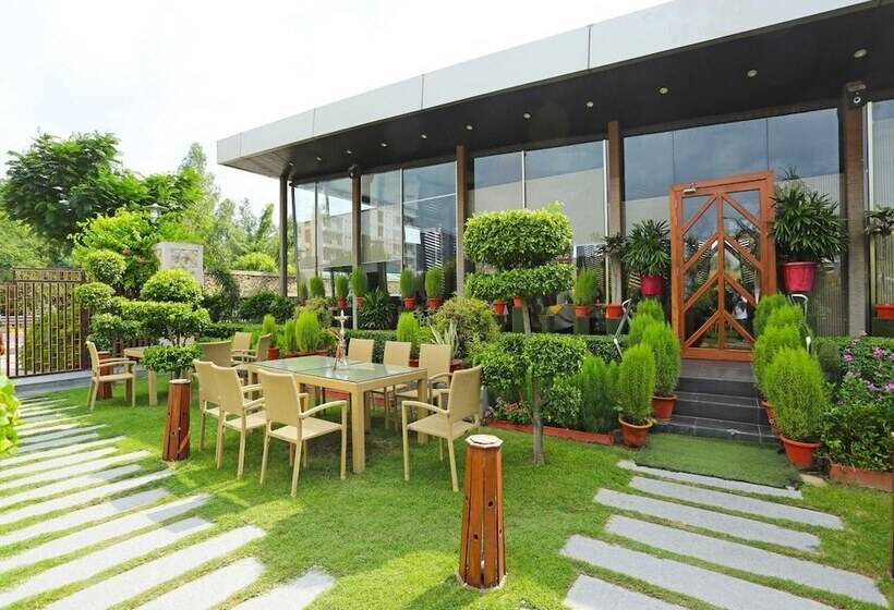 Fotos del hotel Golden Blossom Imperial Resorts:  8