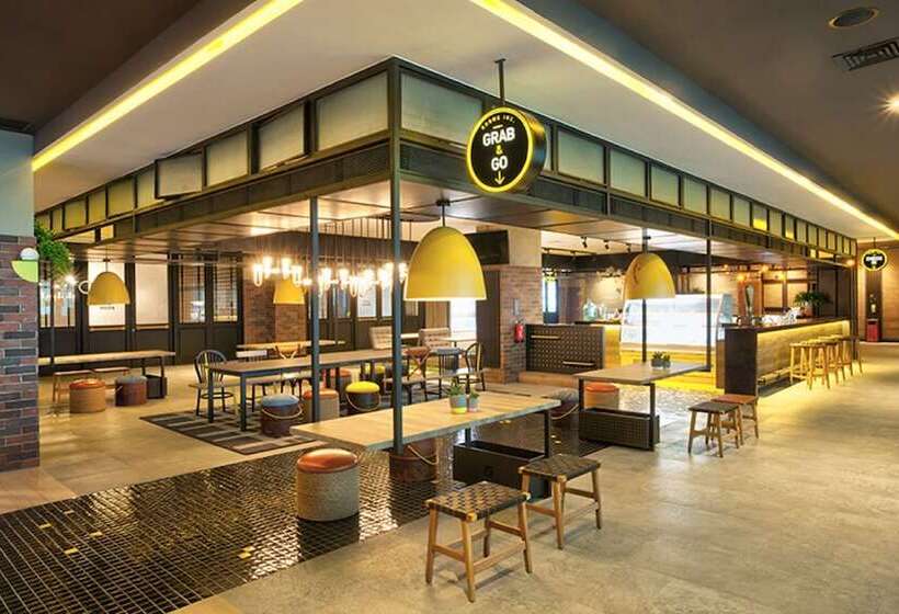 Fotos del hotel Rooms Inc Hotel Pemuda:  19