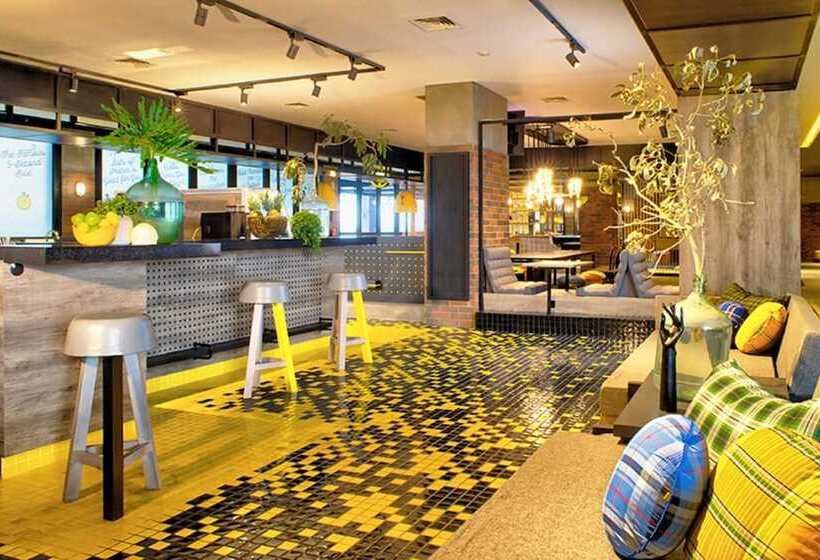 Fotos del hotel Rooms Inc Hotel Pemuda:  24