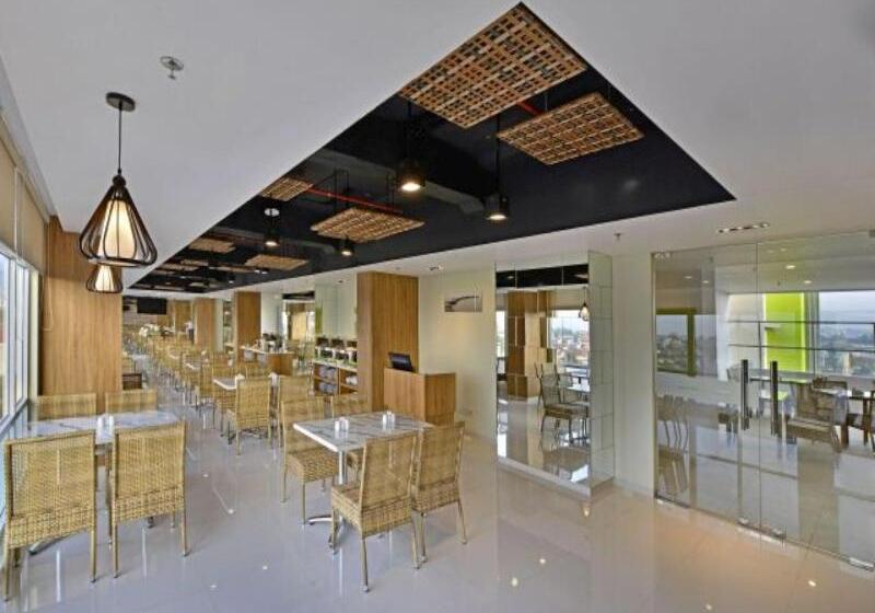 Fotos del hotel Whiz Prime  Basuki Rahmat Malang:  3