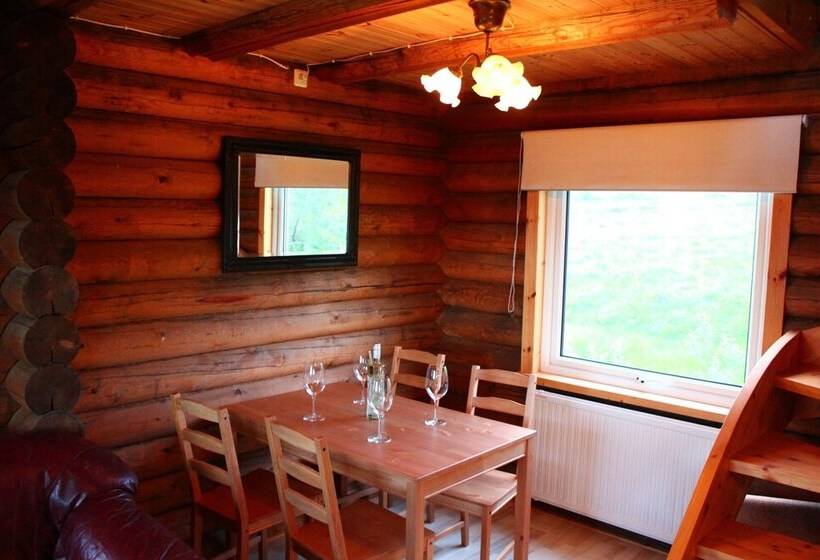Akureyri Log Cottage