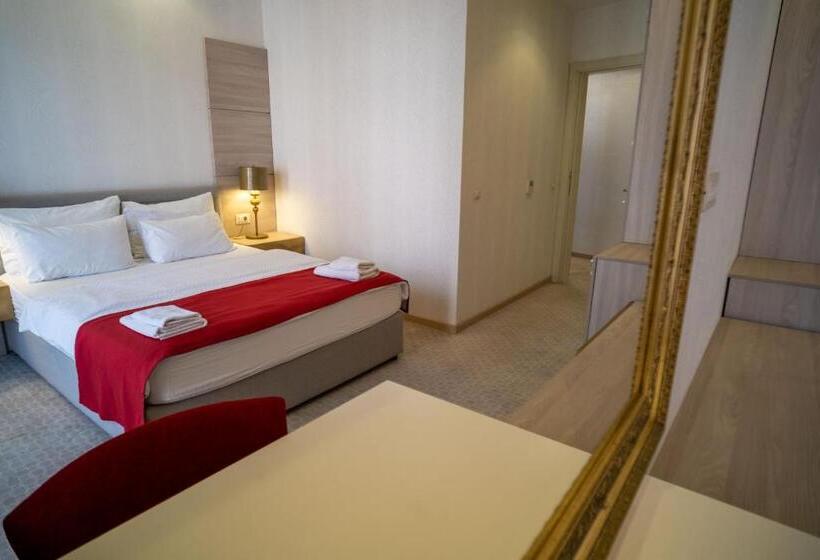 Fotos del hotel Apartments Villa Ana:  2