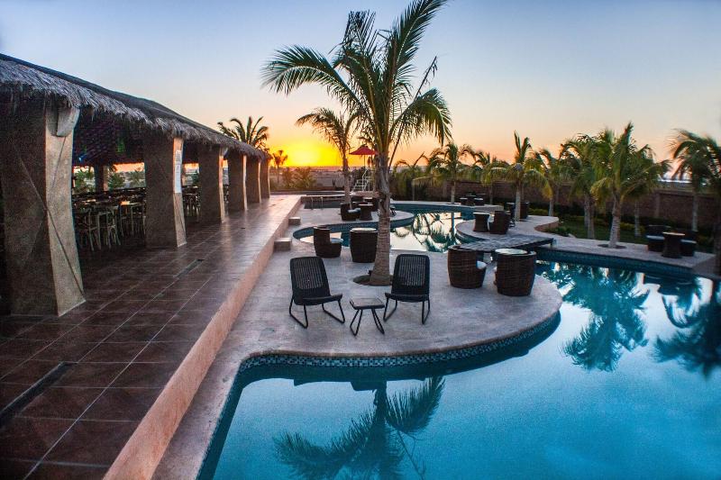 Fotos del hotel Maioris La Paz:  16