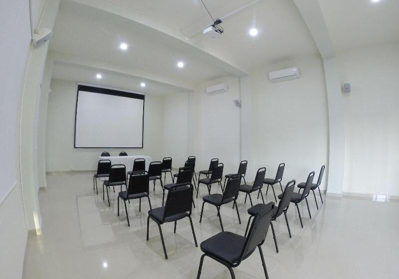 Fotos del hotel Maioris La Paz:  15