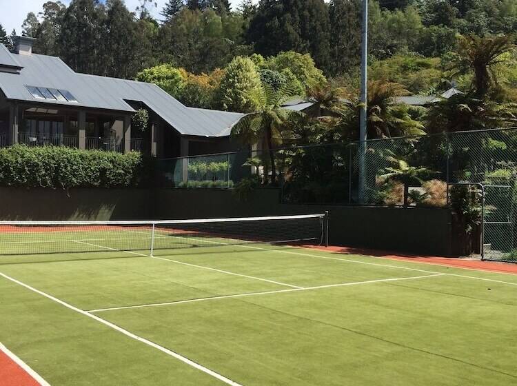 Fotos del hotel The Flying Trout Boutique Lodge:  2