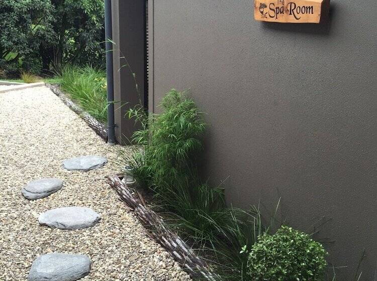 Fotos del hotel The Flying Trout Boutique Lodge:  8