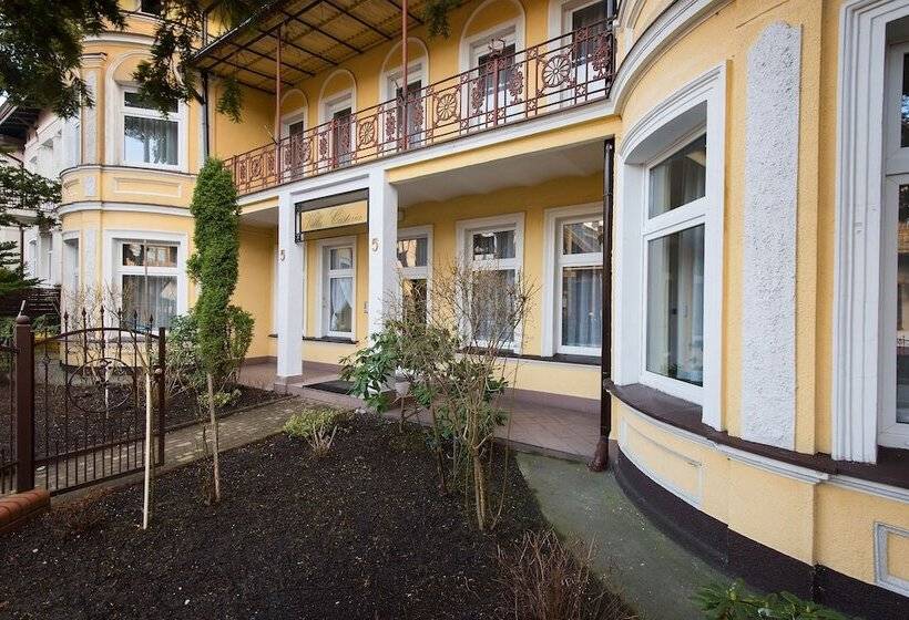 Fotos del hotel Villa Casteria:  12