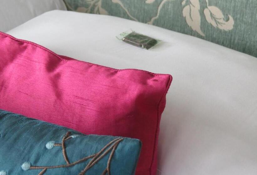 Fotos del hotel Laurel Cottage:  11