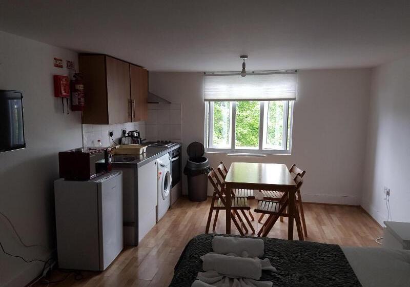 Fotos del hotel London Queens Apartments:  13