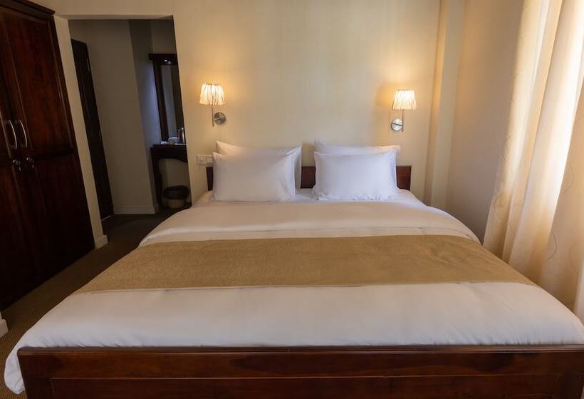 Fotos del hotel The Tapherini:  7