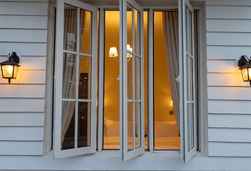 Fotos del hotel The Tapherini:  5