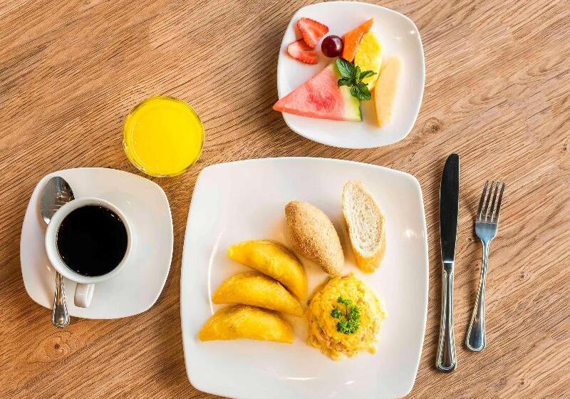 Fotos del hotel Ibis Cali Granada:  21