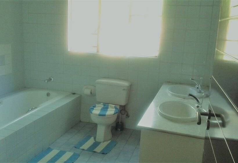 Fotos del hotel Royal Olympia Lodges And Safaris:  9