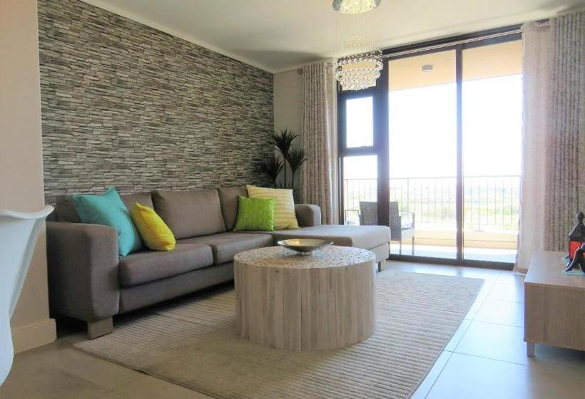 Waters Edge Luxury Apartments