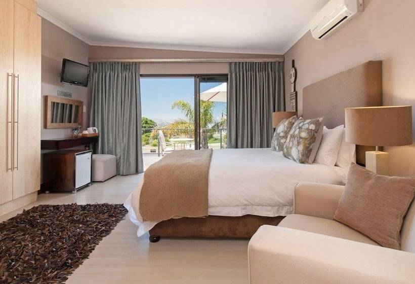 Fotos del hotel Whale Away Guest House:  18