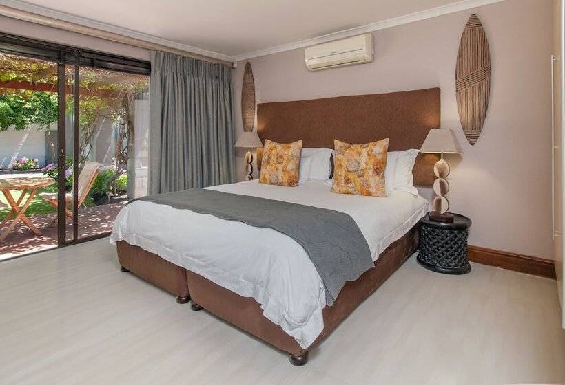 Fotos del hotel Whale Away Guest House:  24